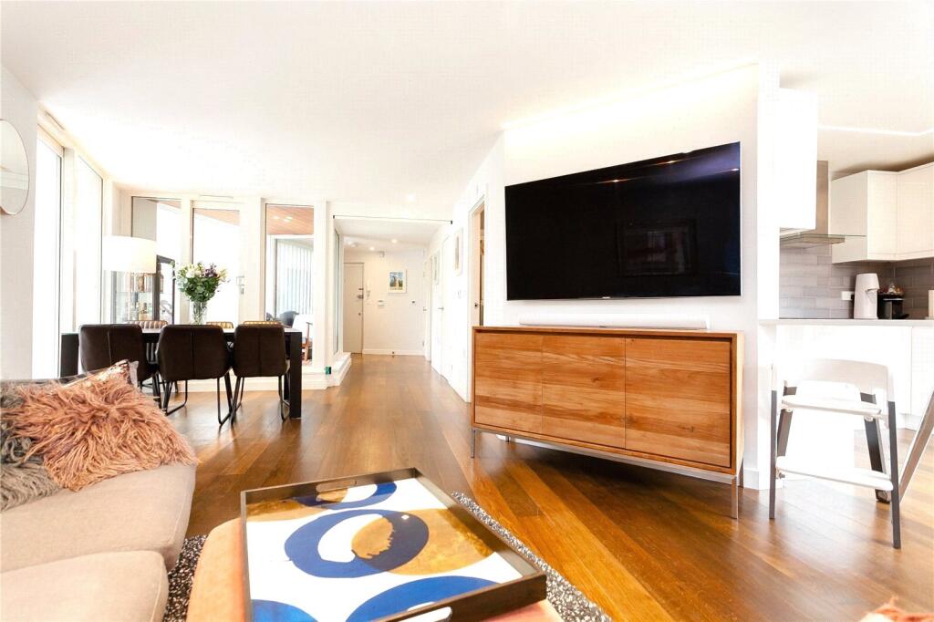 2 bed 1st Floor Flat for rent in Islington. From Chestertons - Islington