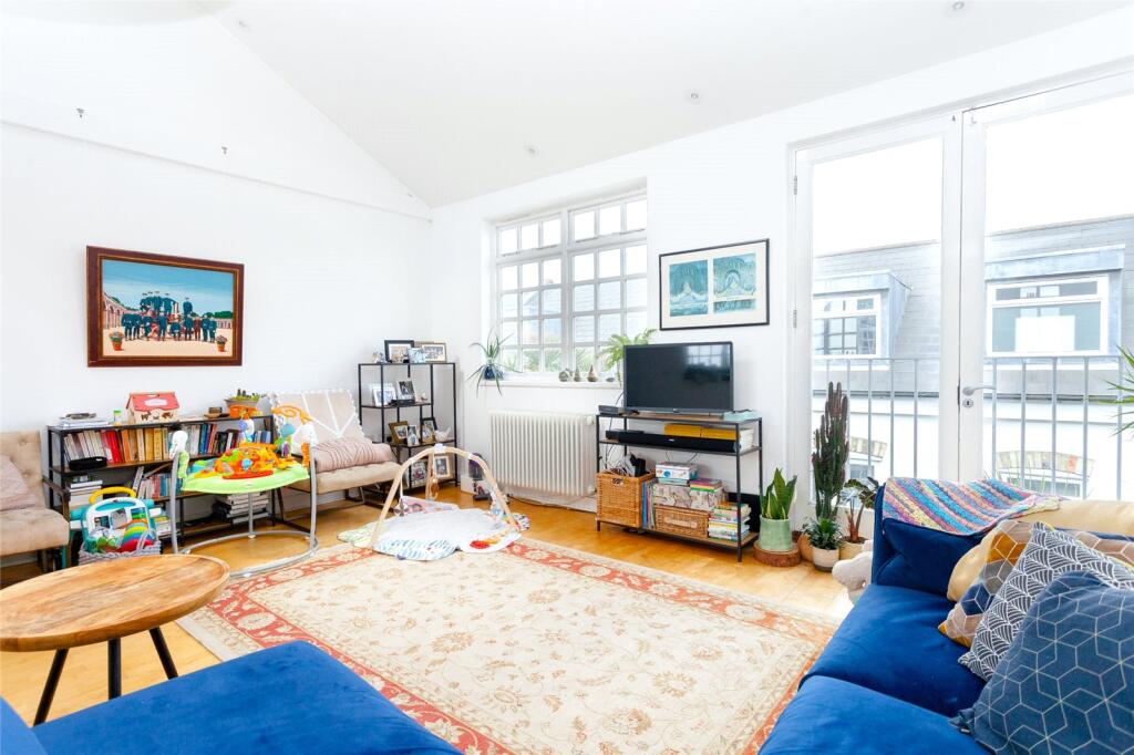 2 bed 1st Floor Flat for rent in Stoke Newington. From Chestertons - Islington 2 bed 1st Floor Flat for rent in Stoke Newington. From Chestertons - Islington