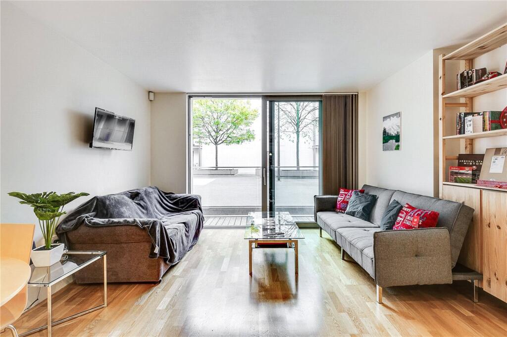 1 bed 1st Floor Flat for rent in Stoke Newington. From Chestertons - Islington 1 bed 1st Floor Flat for rent in Stoke Newington. From Chestertons - Islington
