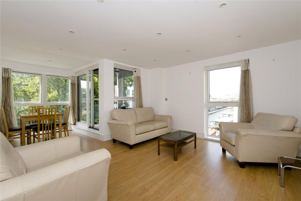 3 bed 1st Floor Flat for rent in Islington. From Chestertons - Islington