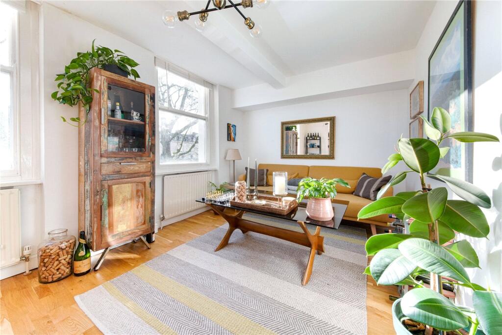 2 bed 1st Floor Flat for rent in Hackney. From Chestertons - Islington 2 bed 1st Floor Flat for rent in Hackney. From Chestertons - Islington