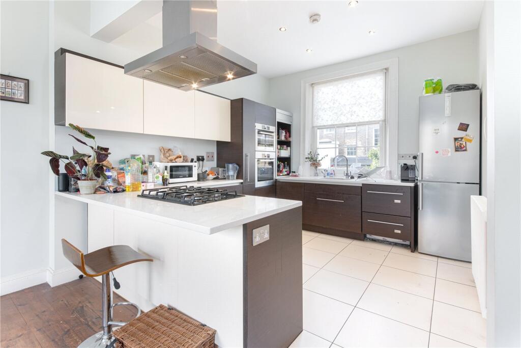4 bed End of Terrace for rent in Islington. From Chestertons - Islington 4 bed End of Terrace for rent in Islington. From Chestertons - Islington