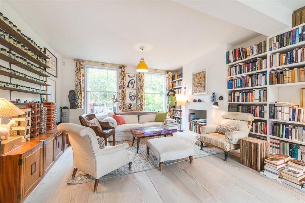 4 bed End of Terrace for rent in Hackney. From Chestertons - Islington