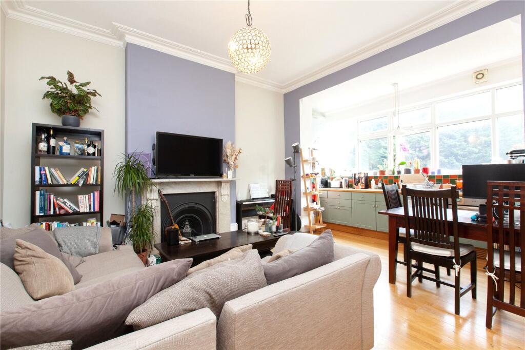 1 bed 1st Floor Flat for rent in Islington. From Chestertons - Islington