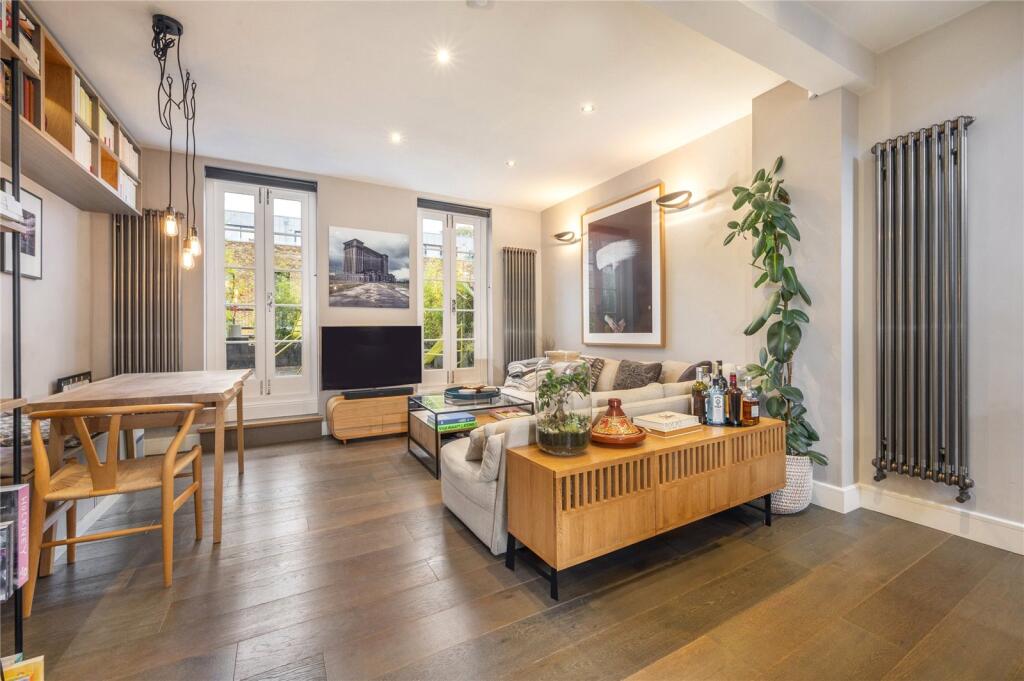 3 bed 1st Floor Flat for rent in Islington. From Chestertons - Islington