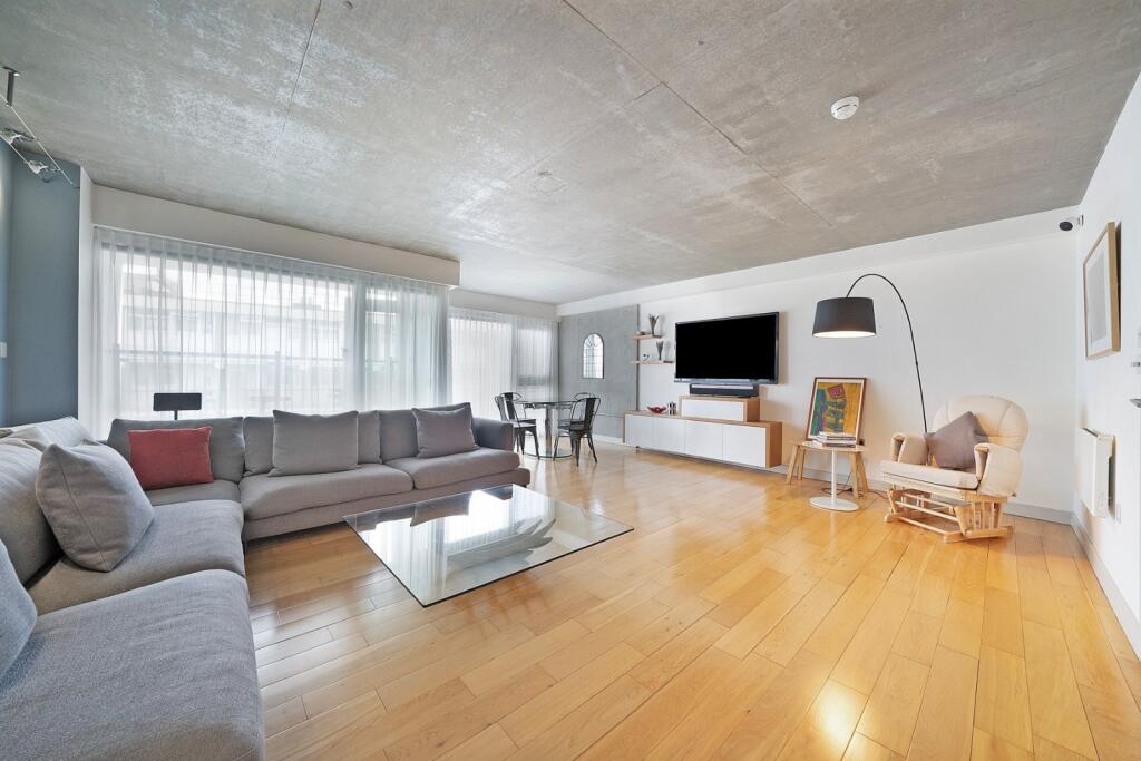 2 bed 1st Floor Flat for rent in Islington. From Chestertons - Islington