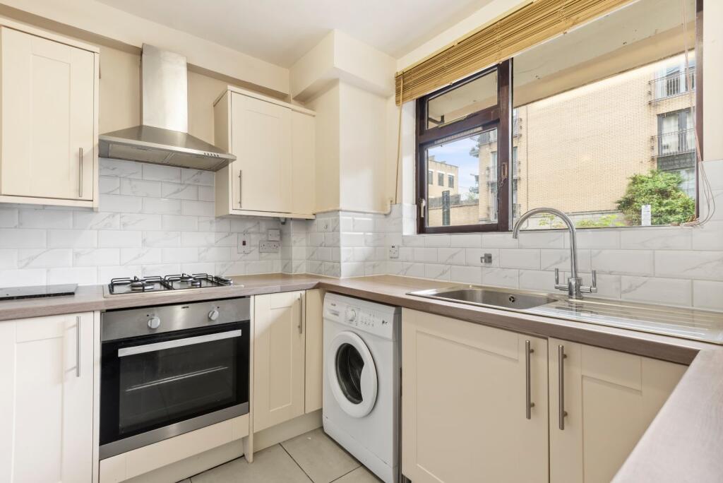2 bed 1st Floor Flat for rent in Islington. From Chestertons - Islington