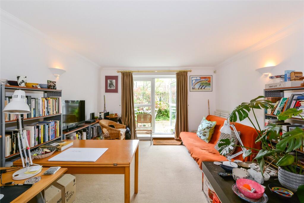 1 bed Annexe for rent in Islington. From Chestertons - Islington