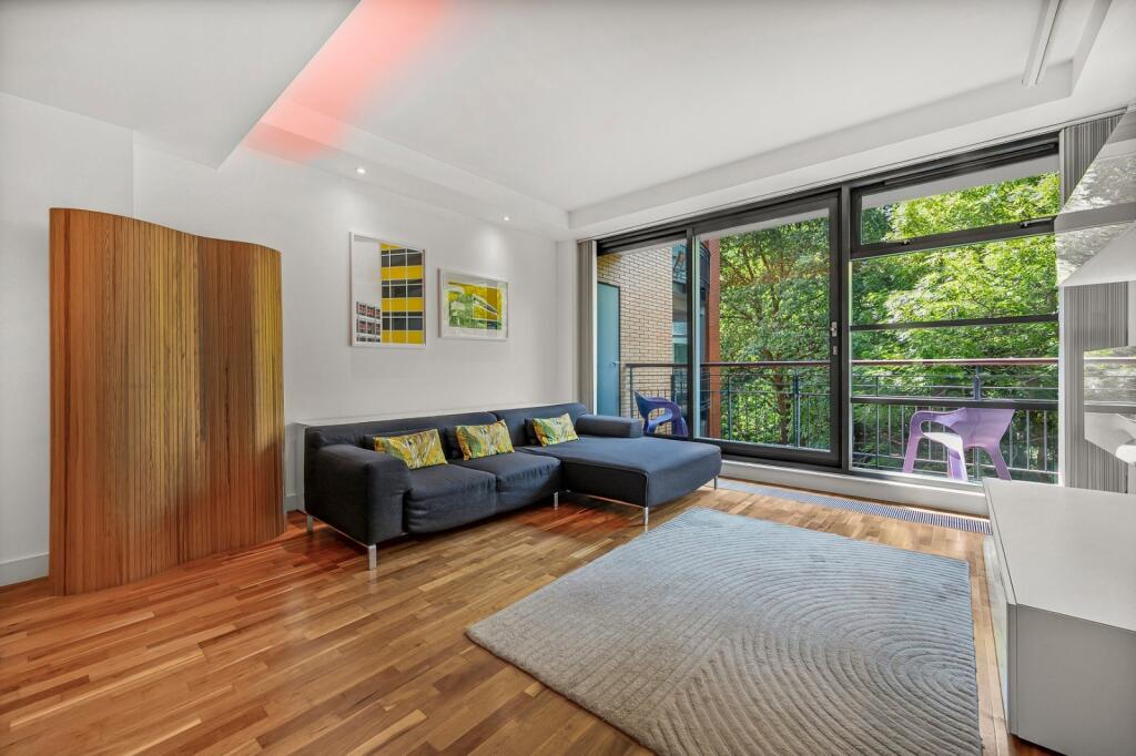 2 bed 1st Floor Flat for rent in Islington. From Chestertons - Islington