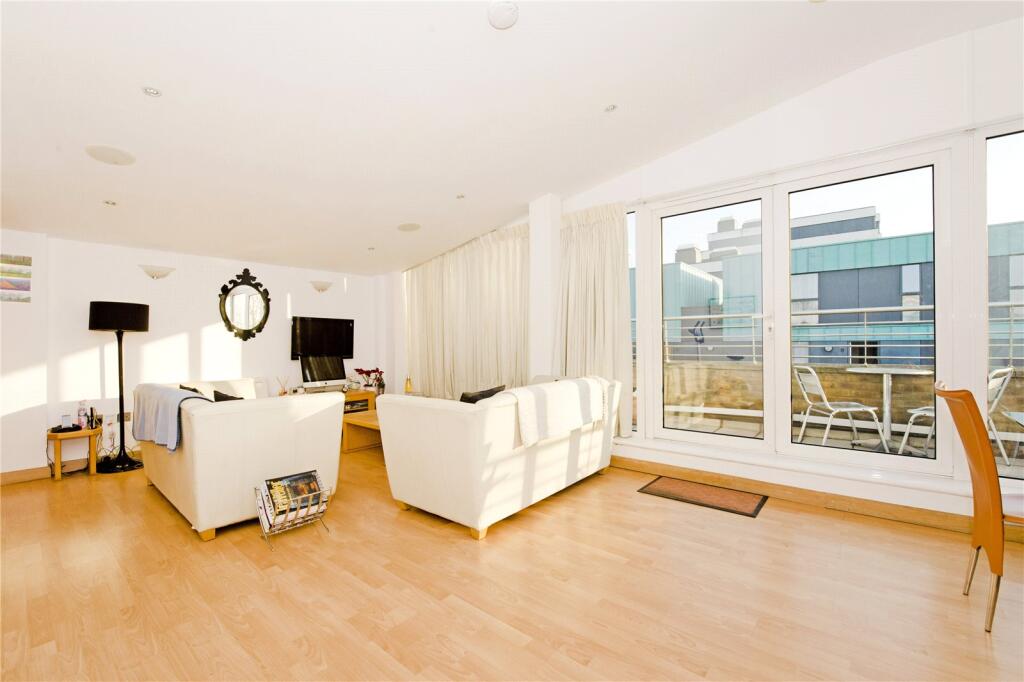 2 bed 1st Floor Flat for rent in Islington. From Chestertons - Islington