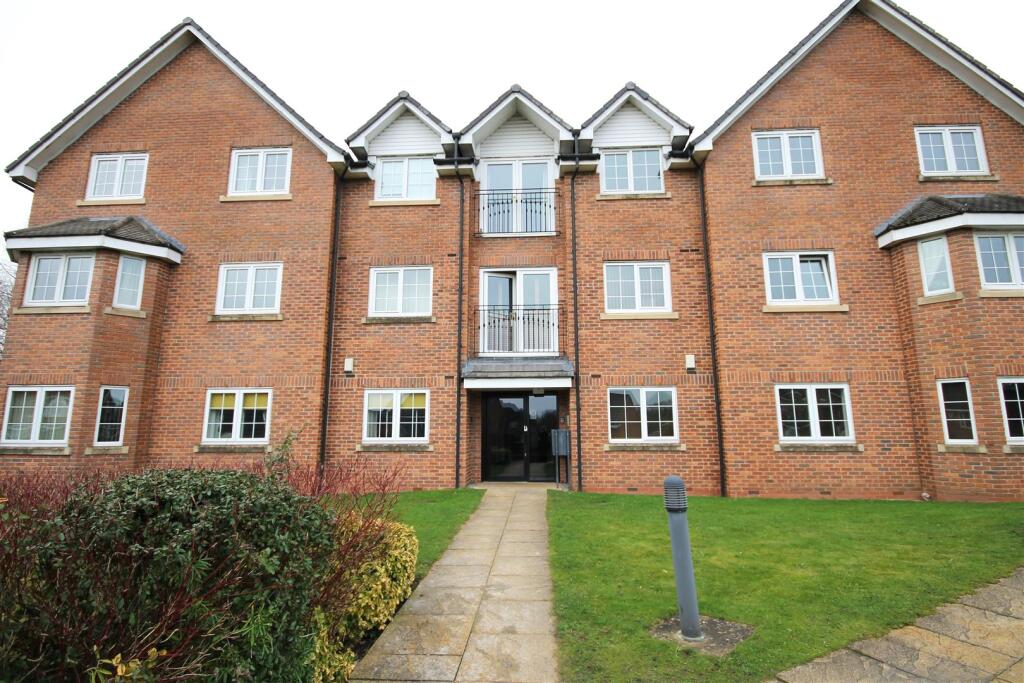 3 bed Apartment for rent in Atherton. From Ascend - Monton