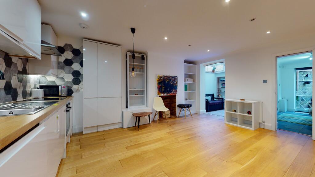2 bed Mid Terraced House for rent in Camden Town. From Chestertons Estate Agents - Kentish Town Lettings