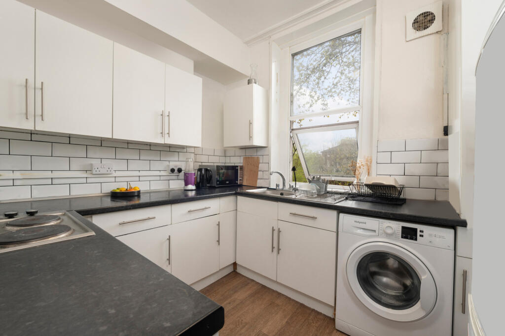 4 bed Mid Terraced House for rent in Camden Town. From Chestertons Estate Agents - Kentish Town Lettings