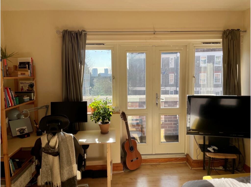 3 bed Maisonette for rent in Hornsey. From Chestertons Estate Agents - Kentish Town Lettings
