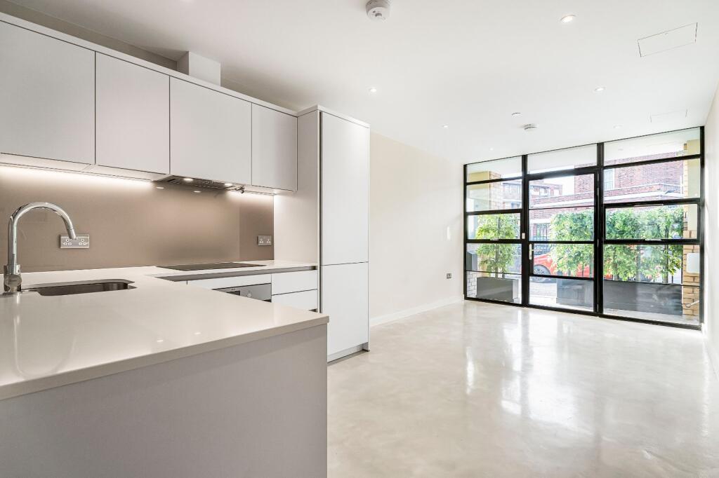 1 bed 1st Floor Flat for rent in Camden Town. From Chestertons Estate Agents - Kentish Town Lettings