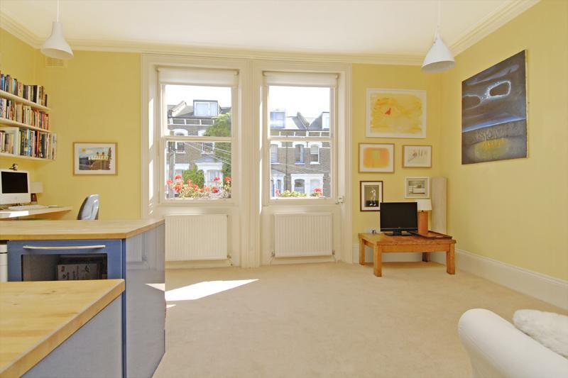 1 bed 1st Floor Flat for rent in Camden Town. From Chestertons Estate Agents - Kentish Town Lettings