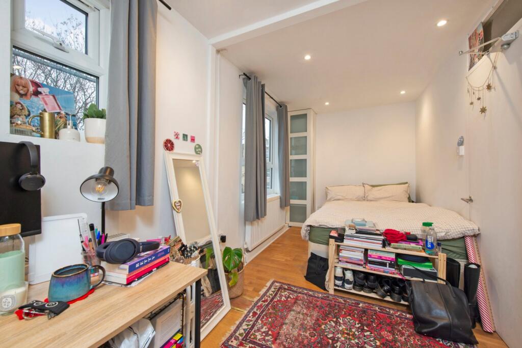 3 bed 1st Floor Flat for rent in Islington. From Chestertons Estate Agents - Kentish Town Lettings