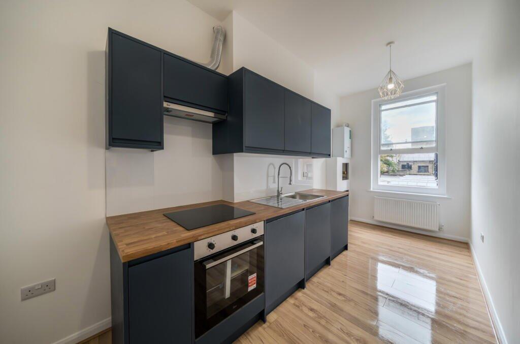 2 bed 1st Floor Flat for rent in Stoke Newington. From Chestertons Estate Agents - Kentish Town Lettings 2 bed 1st Floor Flat for rent in Stoke Newington. From Chestertons Estate Agents - Kentish Town Lettings