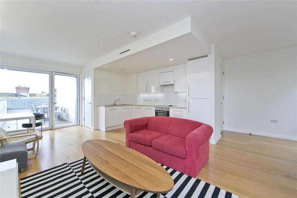 2 bed 1st Floor Flat for rent in Hampstead. From Chestertons Estate Agents - Kentish Town Lettings