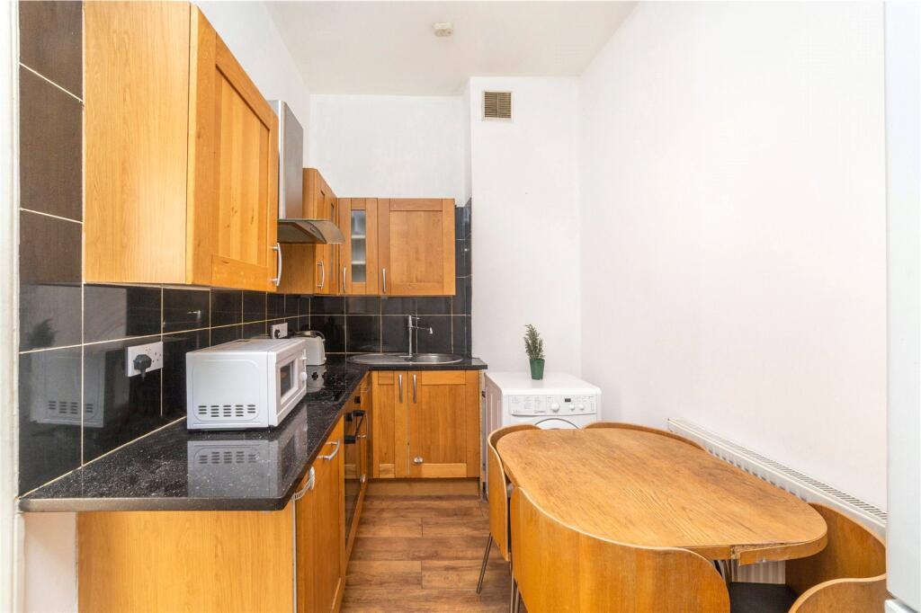 3 bed Semi Detached for rent in Hornsey. From Chestertons Estate Agents - Kentish Town Lettings