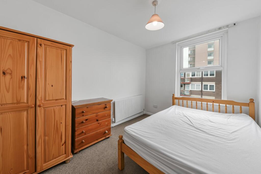 4 bed Detached for rent in Camden Town. From Chestertons Estate Agents - Kentish Town Lettings
