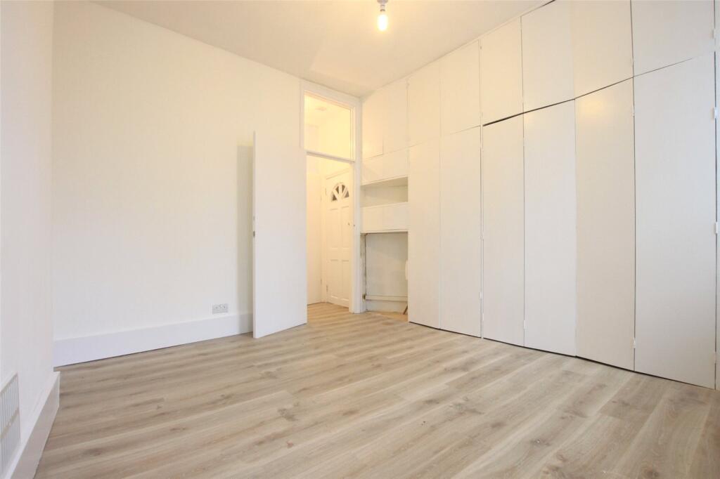 4 bed Mid Terraced House for rent in Camden Town. From Chestertons Estate Agents - Kentish Town Lettings