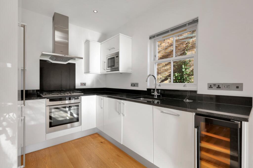 2 bed 1st Floor Flat for rent in Hornsey. From Chestertons Estate Agents - Kentish Town Lettings