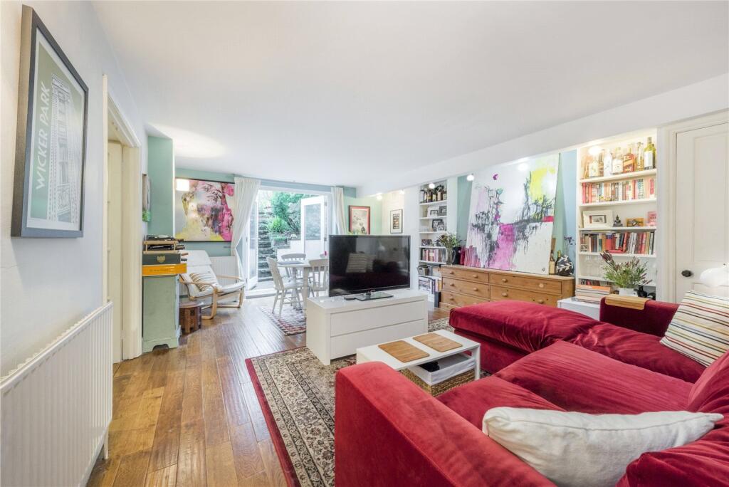 2 bed 1st Floor Flat for rent in Camden Town. From Chestertons Estate Agents - Kentish Town Lettings 2 bed 1st Floor Flat for rent in Camden Town. From Chestertons Estate Agents - Kentish Town Lettings