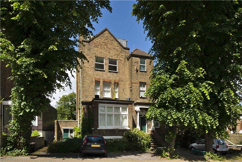 2 bed Detached for rent in Camden Town. From Chestertons Estate Agents - Kentish Town Lettings 2 bed Detached for rent in Camden Town. From Chestertons Estate Agents - Kentish Town Lettings