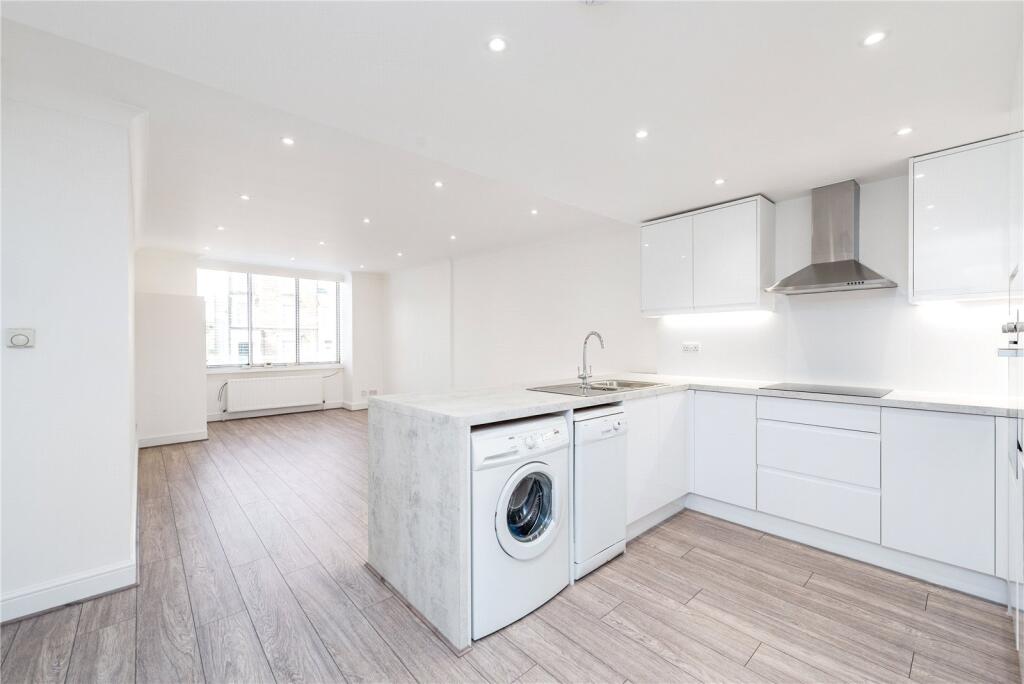 2 bed 1st Floor Flat for rent in Stoke Newington. From Chestertons Estate Agents - Kentish Town Lettings 2 bed 1st Floor Flat for rent in Stoke Newington. From Chestertons Estate Agents - Kentish Town Lettings