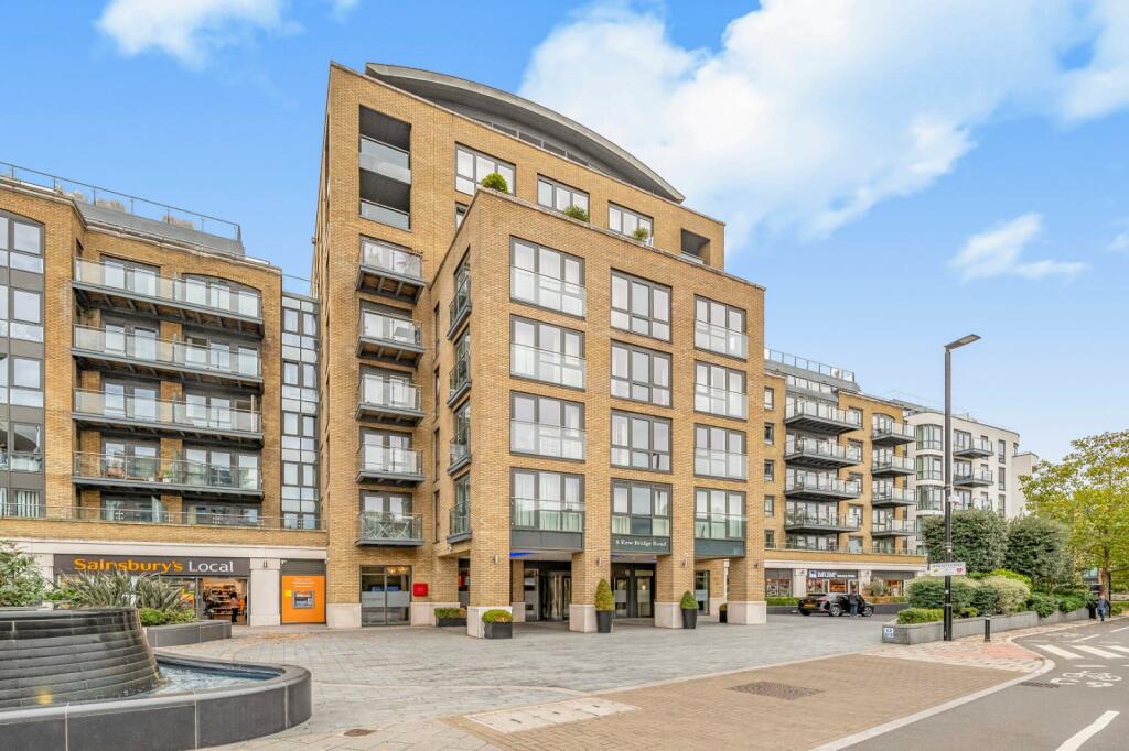 1 bed 1st Floor Flat for rent in Brentford. From Chestertons Estate Agents - Kew Lettings 1 bed 1st Floor Flat for rent in Brentford. From Chestertons Estate Agents - Kew Lettings