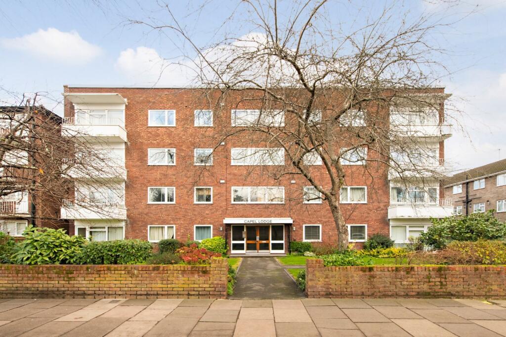 2 bed 1st Floor Flat for rent in Richmond. From Chestertons Estate Agents - Kew Lettings