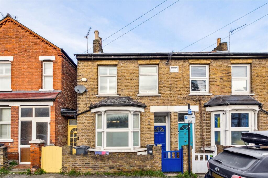 2 bed Annexe for rent in Brentford. From Chestertons Estate Agents - Kew Lettings