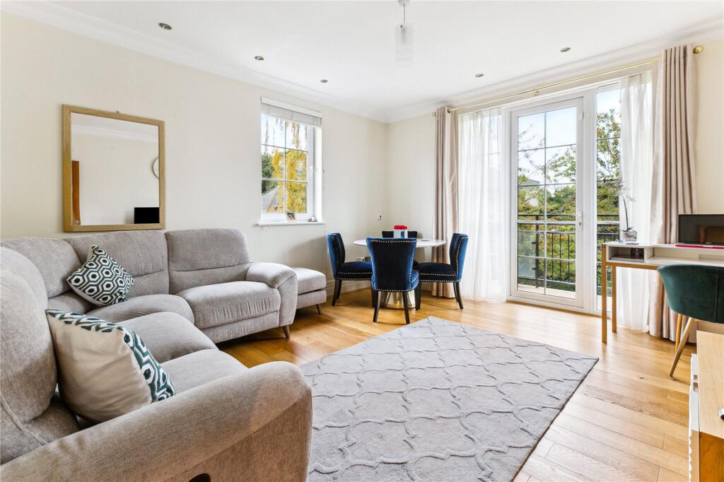 1 bed 1st Floor Flat for rent in Richmond. From Chestertons Estate Agents - Kew Lettings