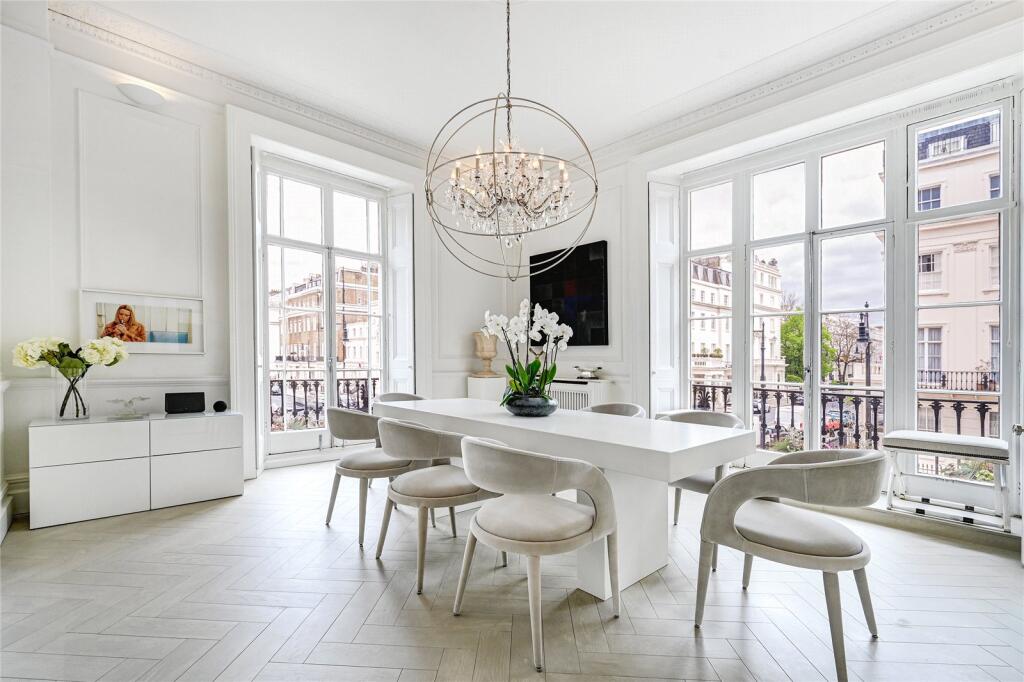 2 bed 1st Floor Flat for rent in Chelsea. From Chestertons - Chelsea