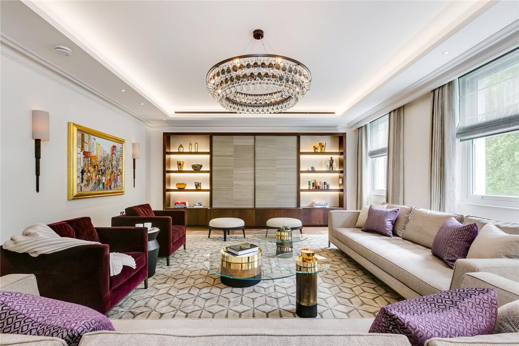 3 bed 1st Floor Flat for rent in Chelsea. From Chestertons - South West Prime 3 bed 1st Floor Flat for rent in Chelsea. From Chestertons - South West Prime