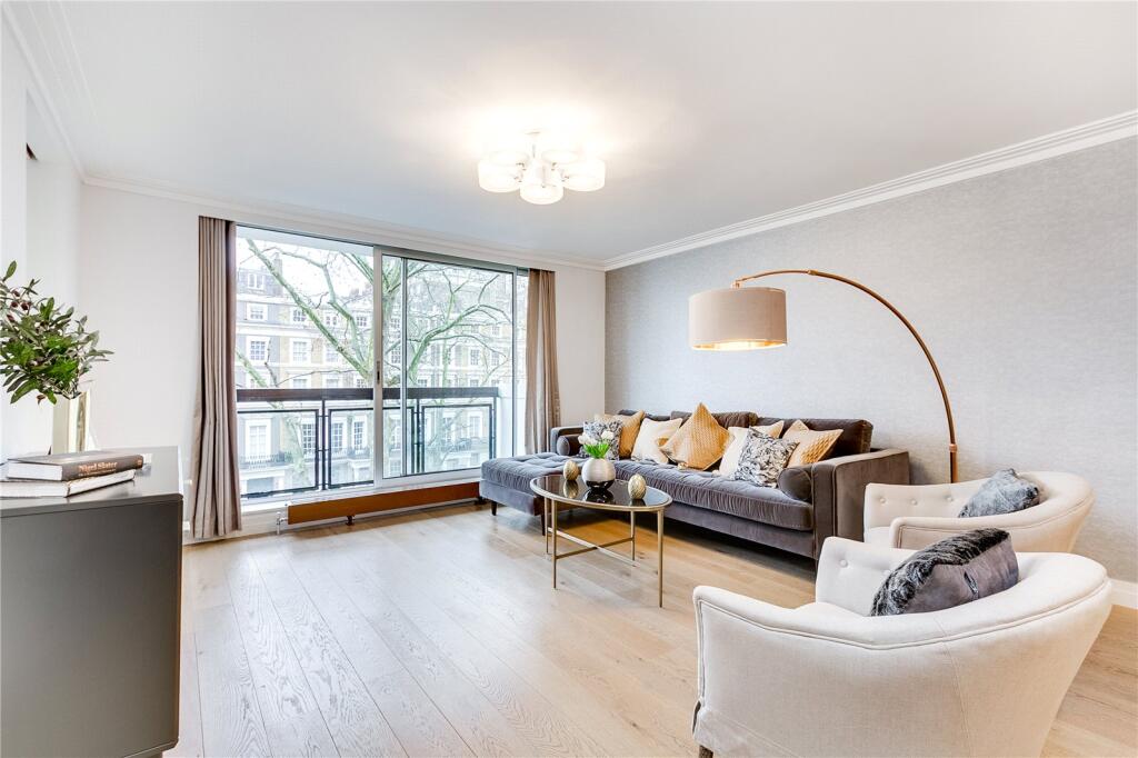 3 bed 1st Floor Flat for rent in Chelsea. From Chestertons - South West Prime