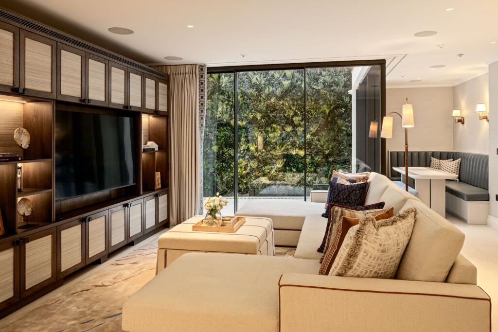 3 bed Mews for rent in Chelsea. From Chestertons - South West Prime