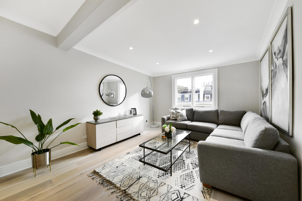 2 bed 1st Floor Flat for rent in Chelsea. From Chestertons - South West Prime