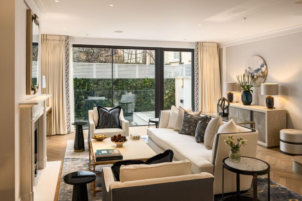 3 bed Mews for rent in Chelsea. From Chestertons - South West Prime