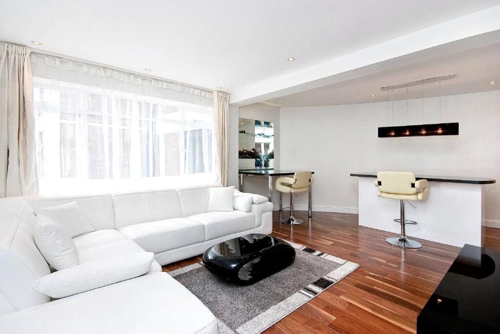 1 bed 1st Floor Flat for rent in Chelsea. From Chestertons - South West Prime