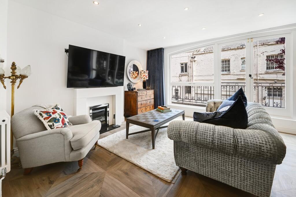 2 bed Mews for rent in Chelsea. From Chestertons - South West Prime 2 bed Mews for rent in Chelsea. From Chestertons - South West Prime