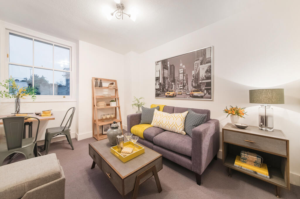 1 bed 1st Floor Flat for rent in Chelsea. From Chestertons - South West Prime