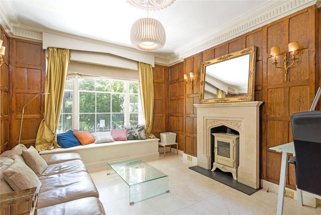 1 bed Mid Terraced House for rent in Chelsea. From Chestertons - South West Prime