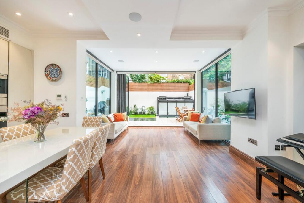 3 bed Annexe for rent in Paddington. From Chestertons Estate Agents - Little Venice Lettings