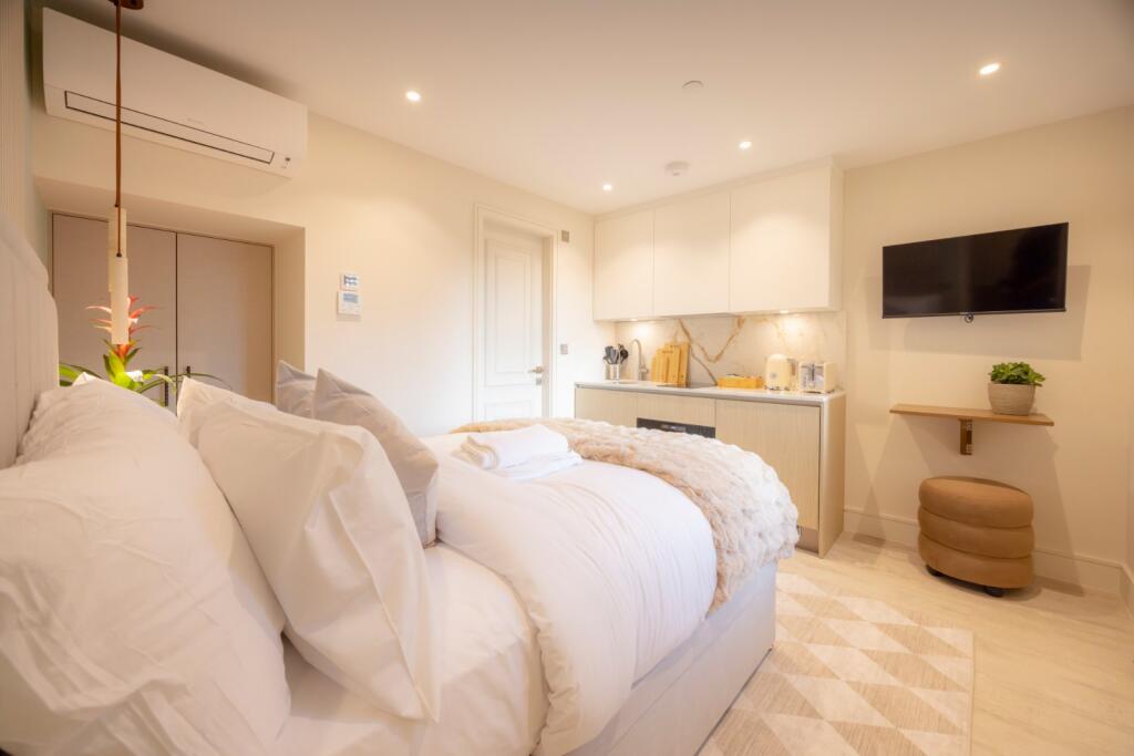 0 bed 1st Floor Flat for rent in Paddington. From Chestertons Estate Agents - Little Venice Lettings