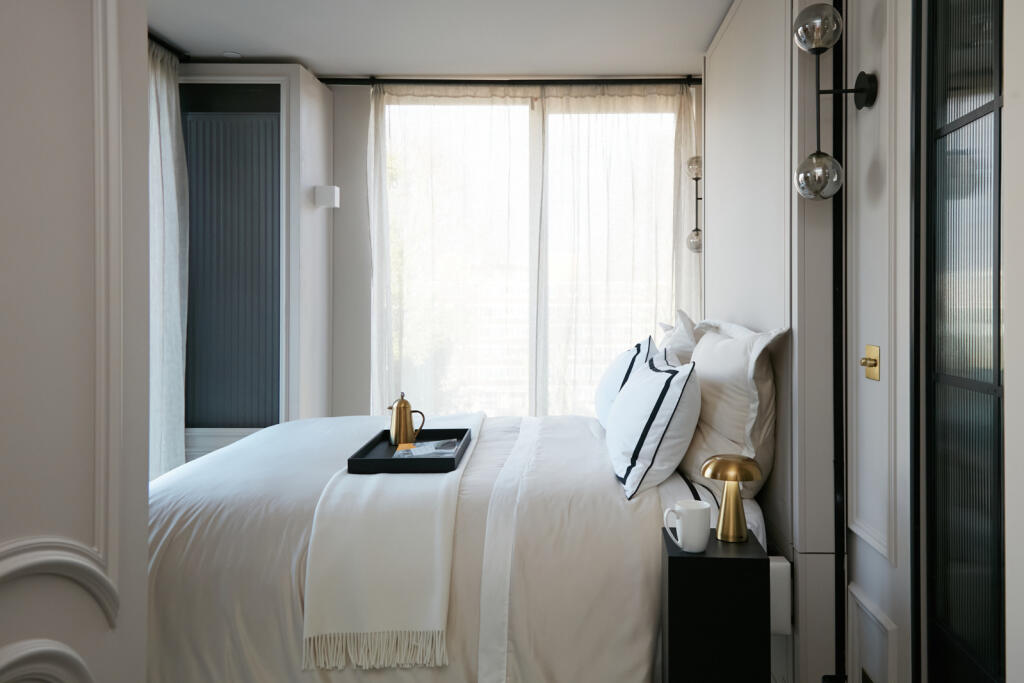 4 bed 1st Floor Flat for rent in Willesden. From Chestertons Estate Agents - Little Venice Lettings 4 bed 1st Floor Flat for rent in Willesden. From Chestertons Estate Agents - Little Venice Lettings