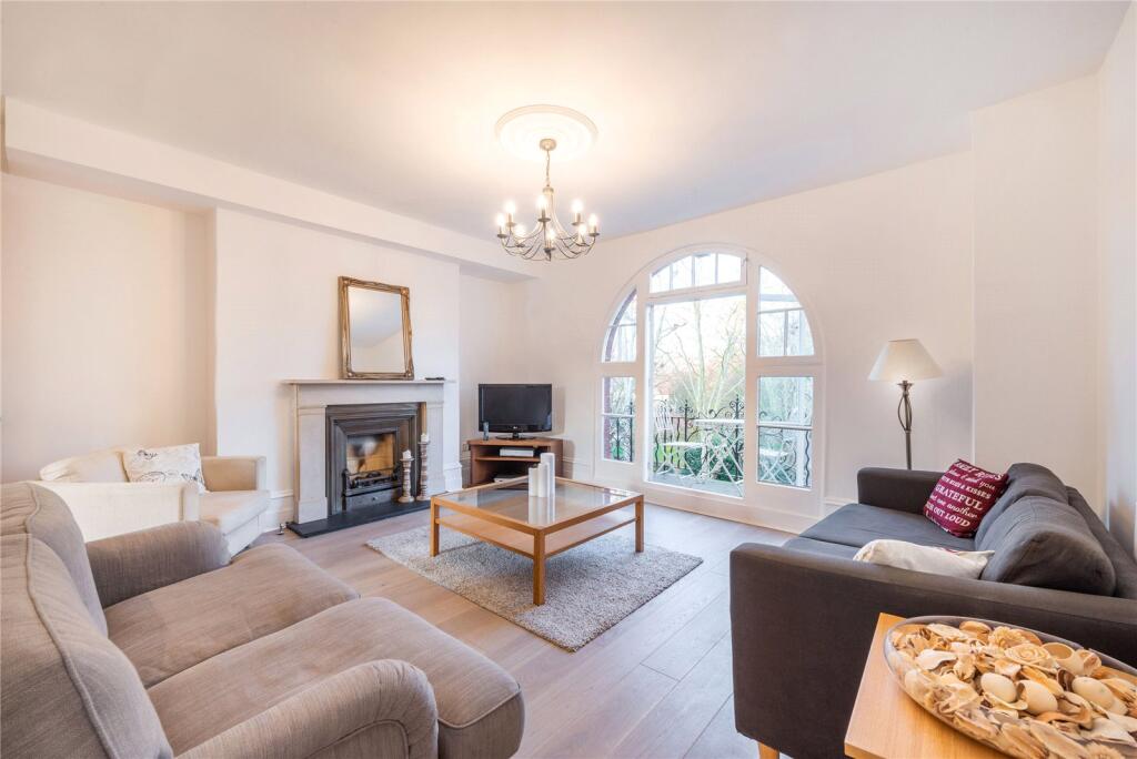 3 bed 1st Floor Flat for rent in Paddington. From Chestertons Estate Agents - Little Venice Lettings 3 bed 1st Floor Flat for rent in Paddington. From Chestertons Estate Agents - Little Venice Lettings