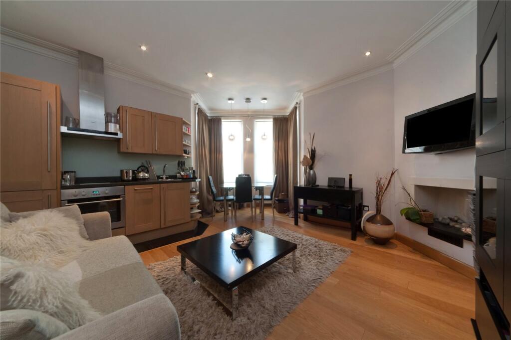 1 bed 1st Floor Flat for rent in Paddington. From Chestertons Estate Agents - Little Venice Lettings