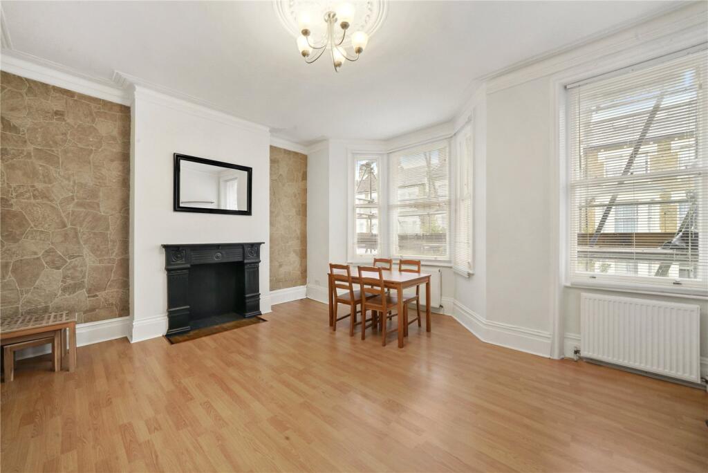2 bed 1st Floor Flat for rent in Willesden. From Chestertons Estate Agents - Little Venice Lettings